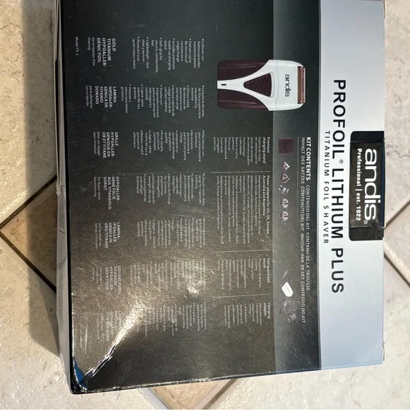 Andis Profoil Lithium Plus Shaver - Picture 7 of 7